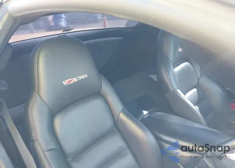 2003 Chevrolet Corvette Z06 Hardtop z USA, uszkodzony, nr VIN 1G1YY12S735124282